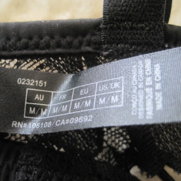 Blush Lace Bodysuit - Picture 8 of 11